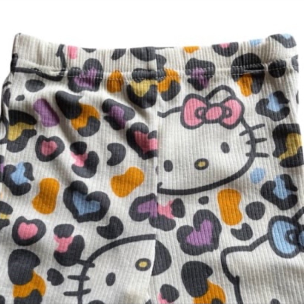Girls 3T Hello Kitty Outfit - Picture 6 of 7